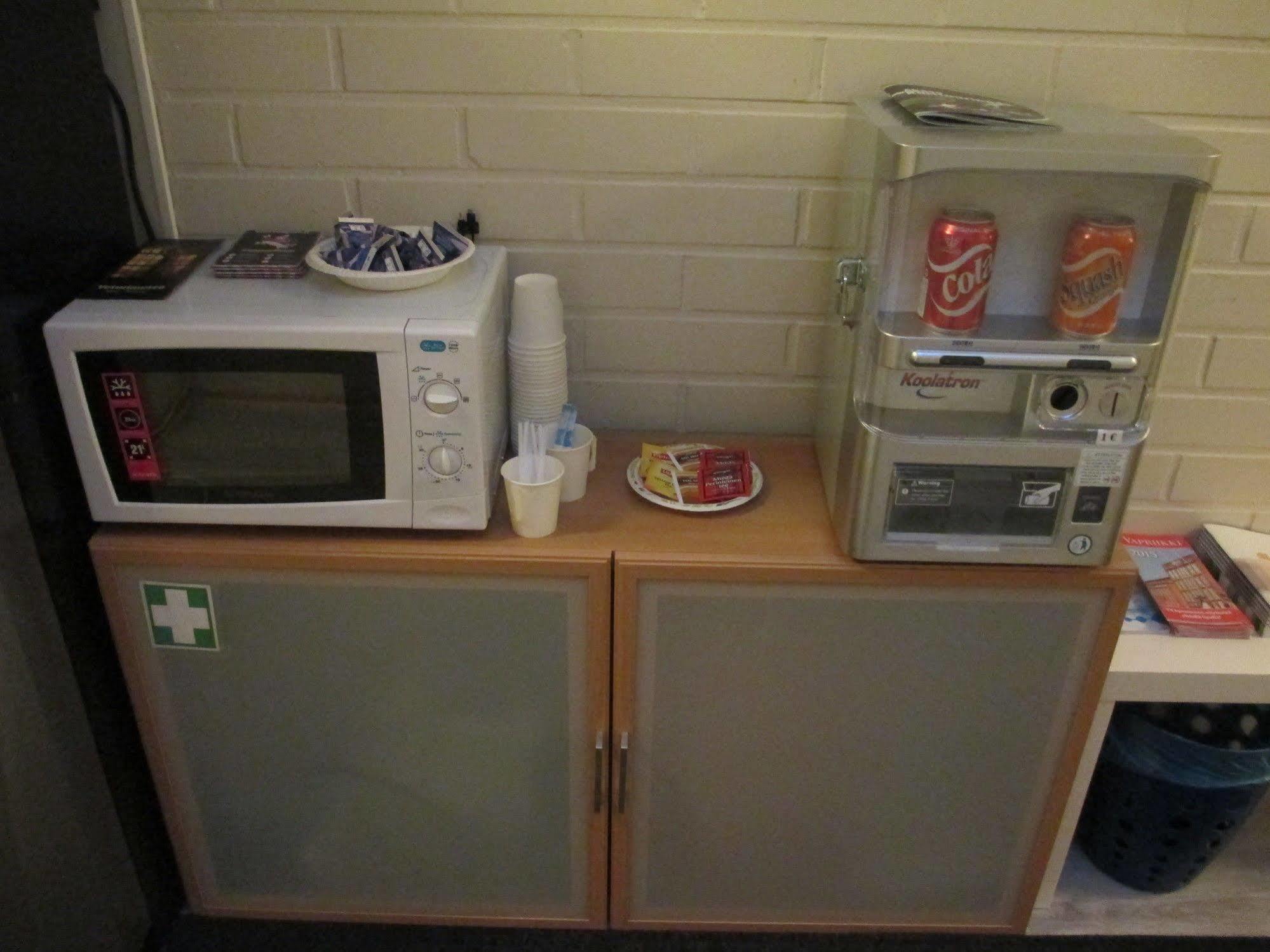 Hotel Ackas Toijala Екстериор снимка